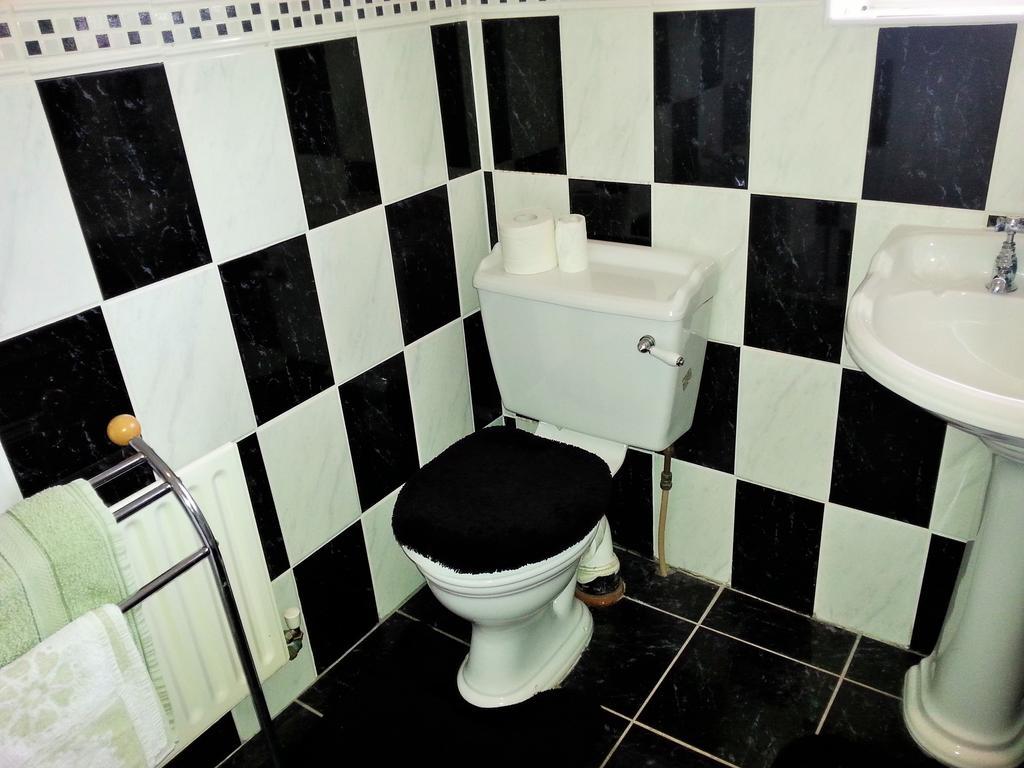 The Dell Dublin Bed & Breakfast Dun Laoghaire Phòng bức ảnh