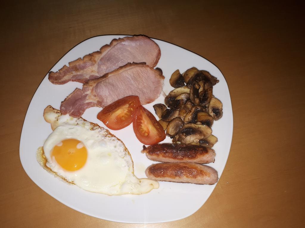 The Dell Dublin Bed & Breakfast Dun Laoghaire Ngoại thất bức ảnh