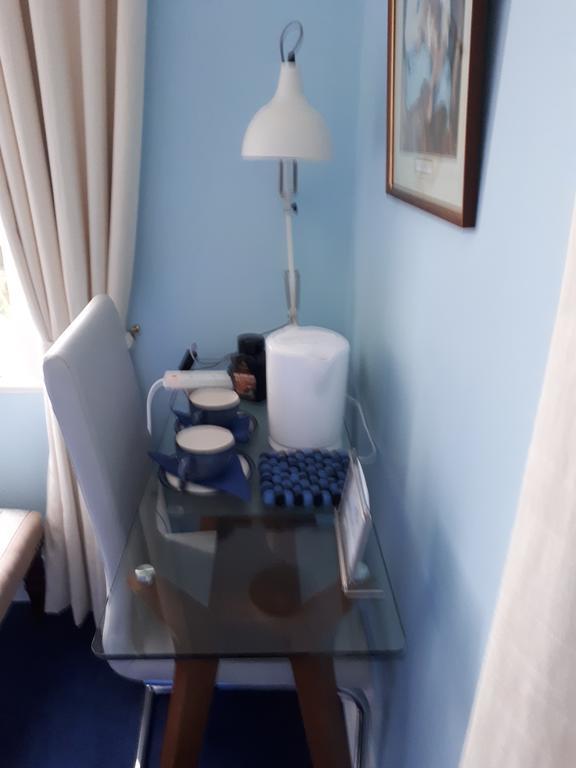 The Dell Dublin Bed & Breakfast Dun Laoghaire Ngoại thất bức ảnh
