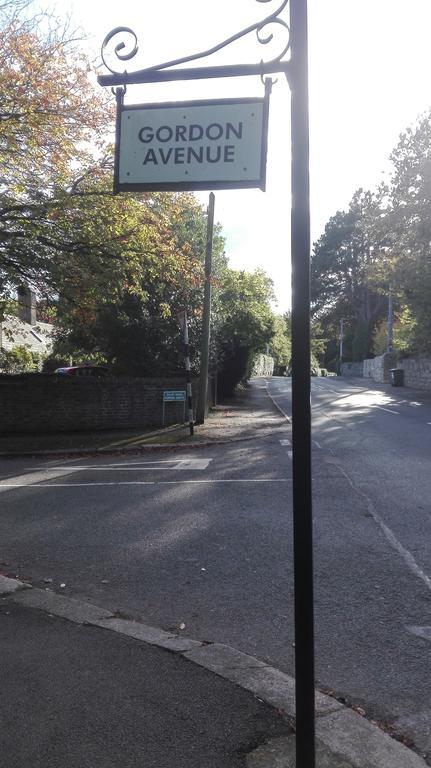 The Dell Dublin Bed & Breakfast Dun Laoghaire Ngoại thất bức ảnh